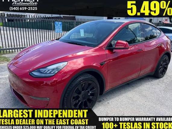TESLA MODEL Y 2021 5YJYGAEE2MF286367 image